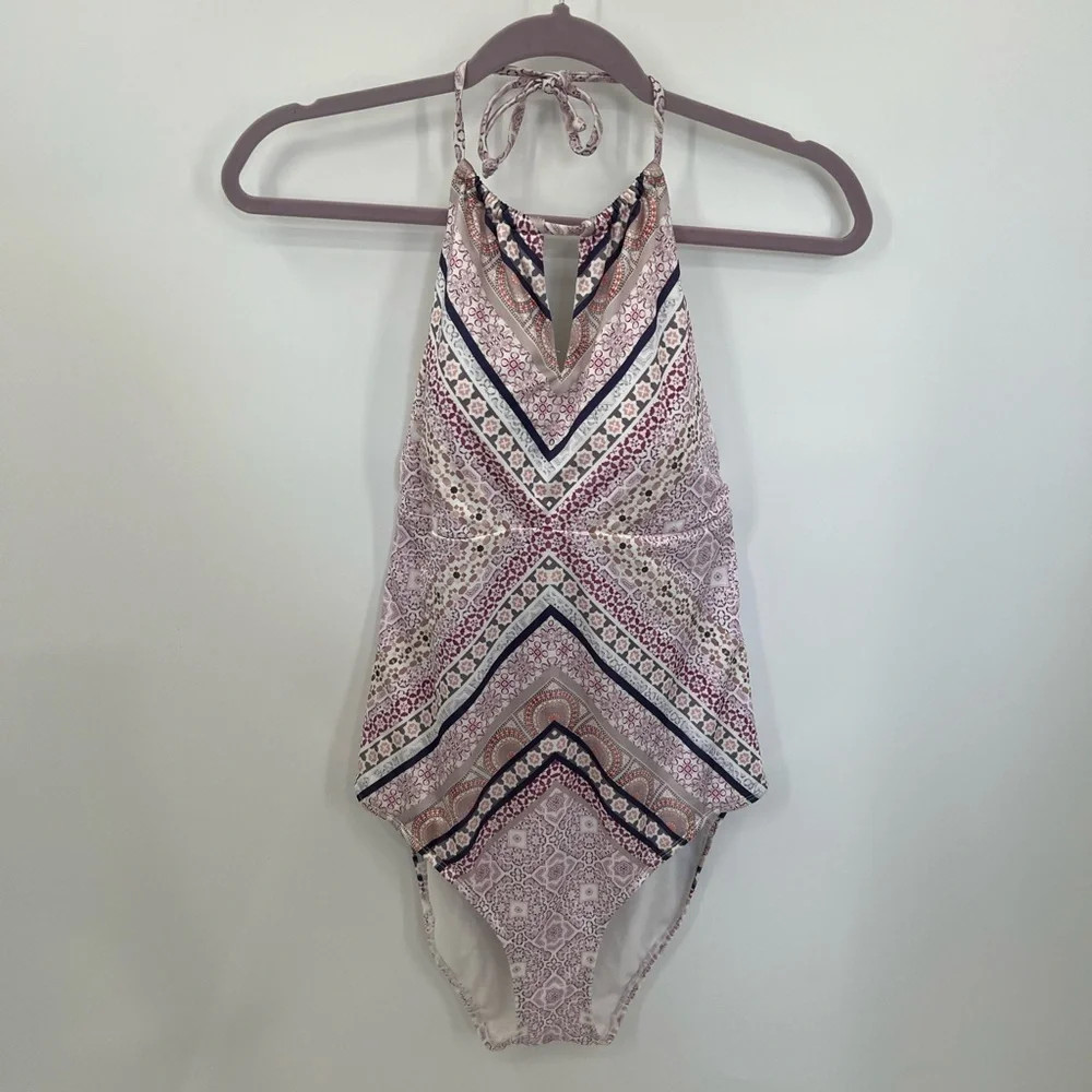 Athleta Aqualuxe print high neck keyhole swimsuit